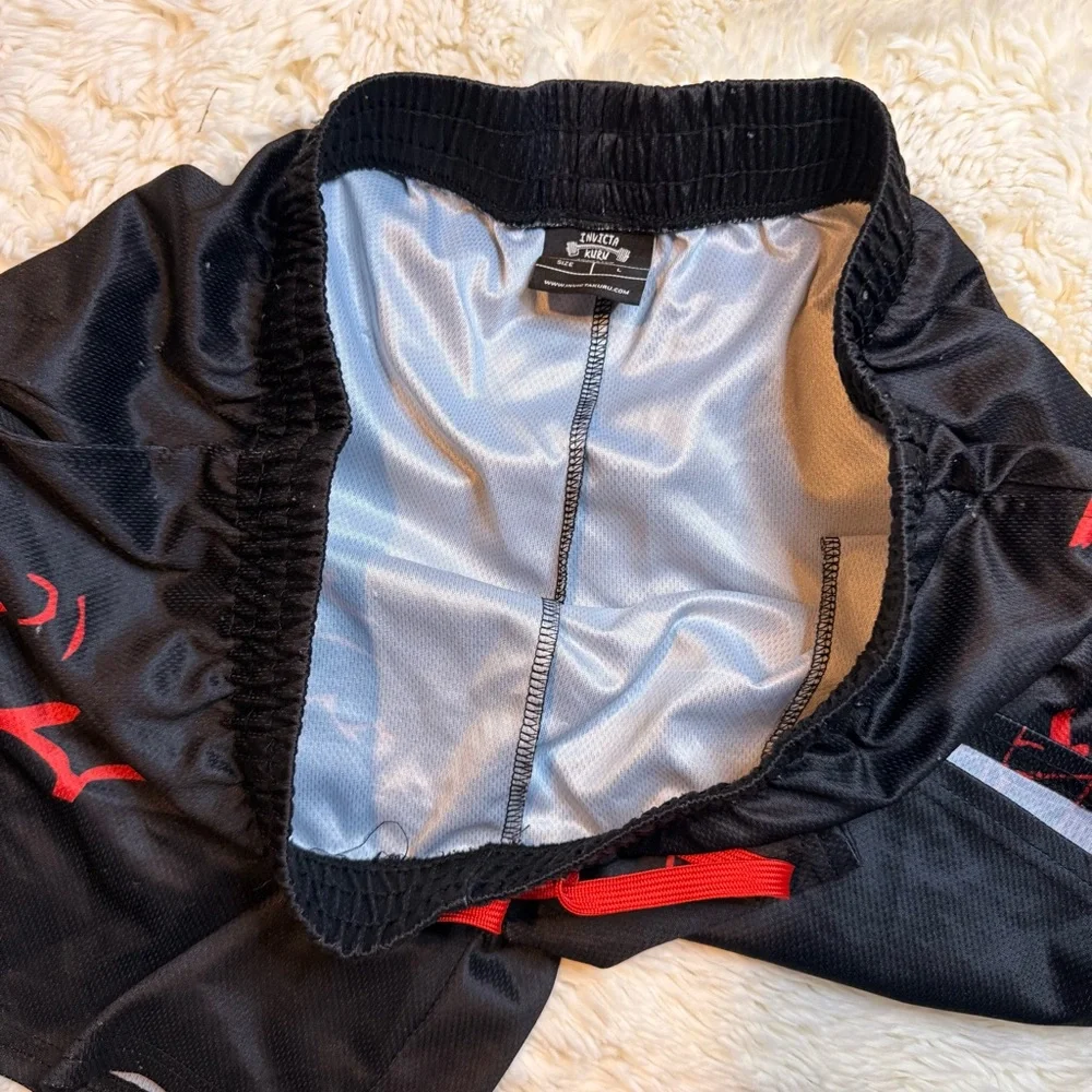 Invicta kuru men’s large mash mesh style shorts no liner 5” inseam - Picture 4 of 11